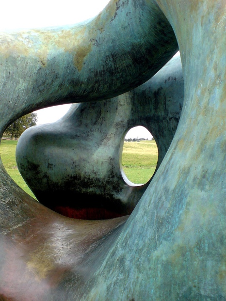 Henry Moore (sculpteur et dessinateur) 320843698_bdec0a0ffb_b